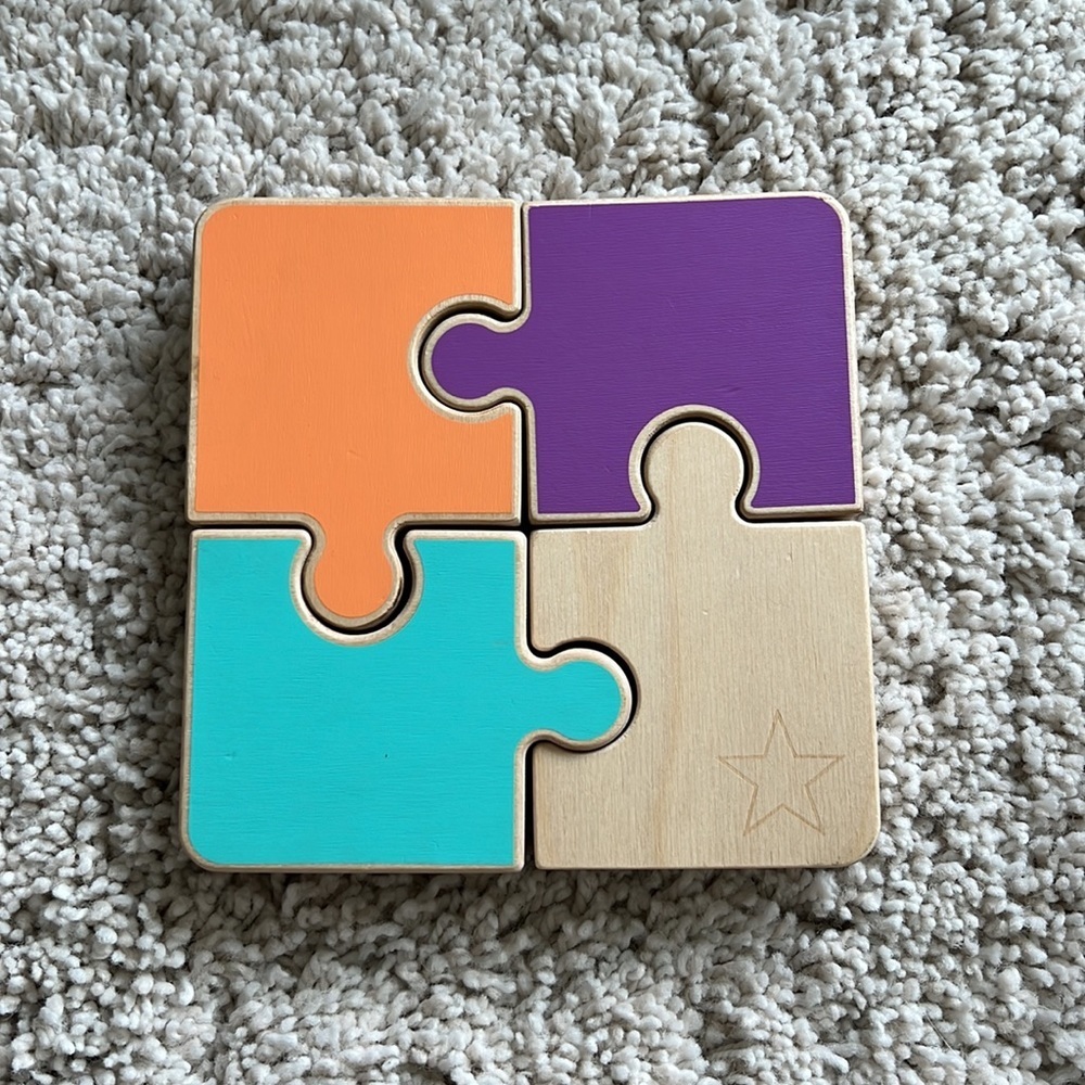 Lovevery Chunky Wooden Jigsaw Puzzle - Picture 3 of 3